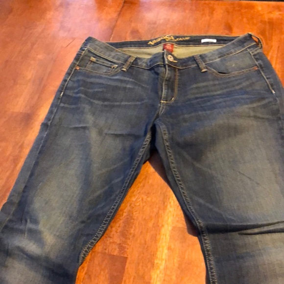 Arizona Jeans - Picture 3 of 5